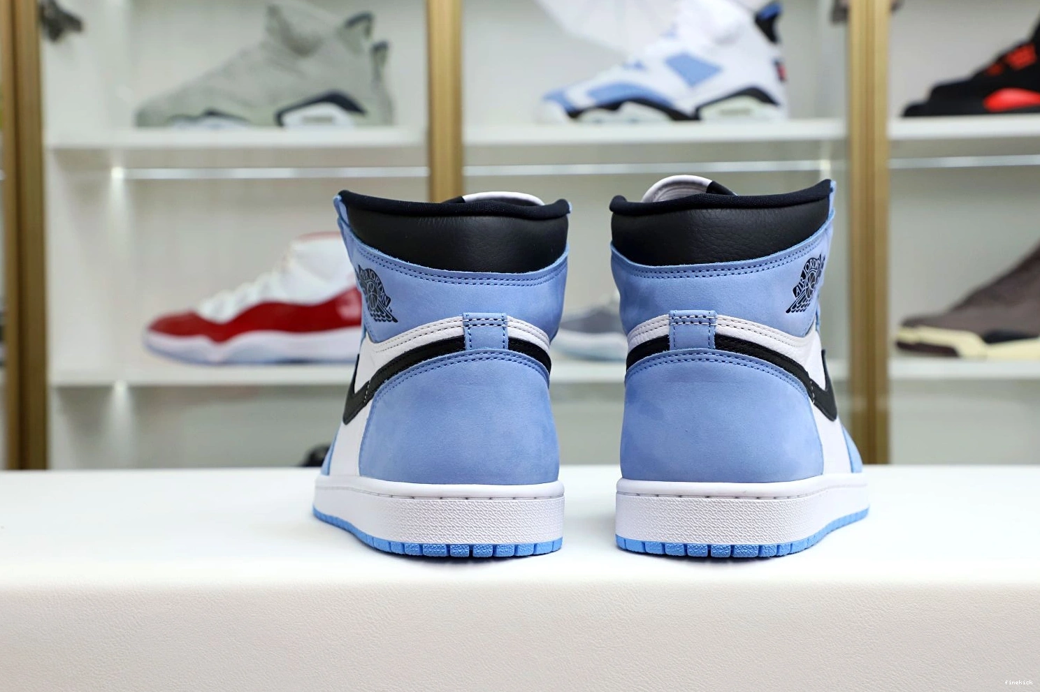 1 AIR JORDAN OG HIGH 'UNIVERSITY RETRO 0720